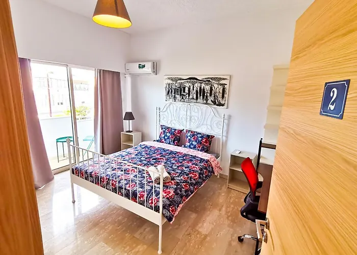 Ubytování v soukromí Central Square Nomadic Larnaca